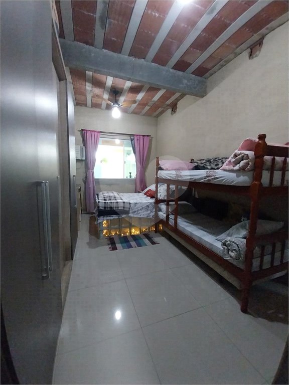 Casa à venda com 4 quartos, sendo 1 suíte, no condomínio Gramado do Mendanha, Rio de Janeiro - RJ