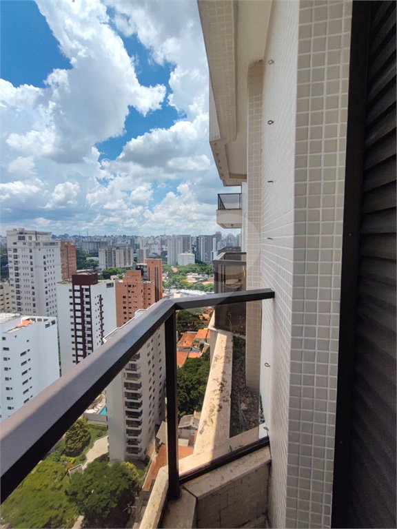 Apartamento à venda com 4 suítes em Moema, São Paulo, SP