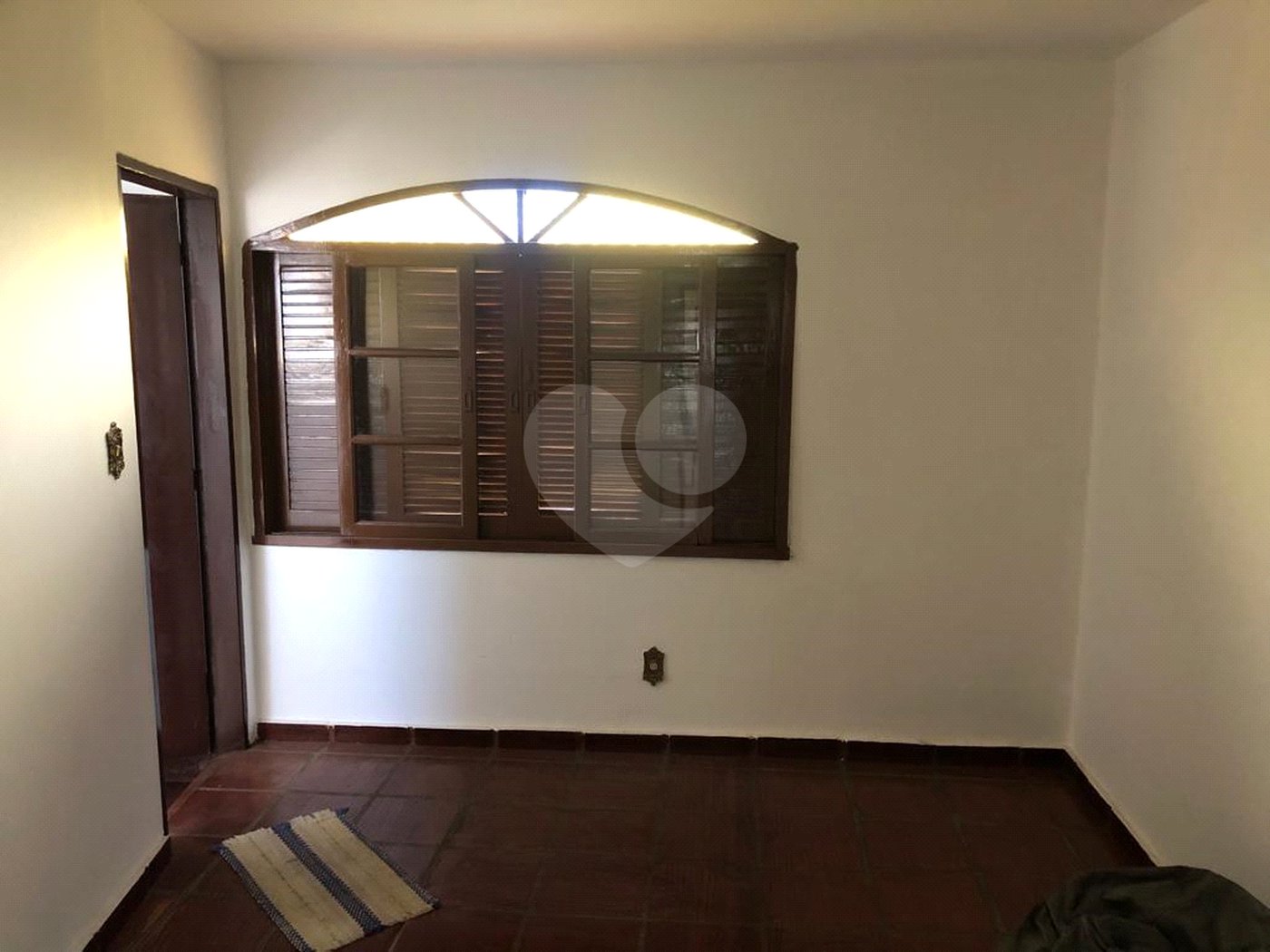 Sobrado à venda com 3 quartos em Serra da Cantareira, Mairiporã, SP