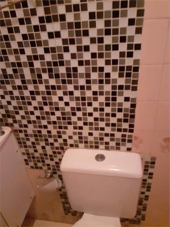 Sobrado à venda com 4 quartos, sendo 1 suíte, em Jardim Germânia, São Paulo, SP