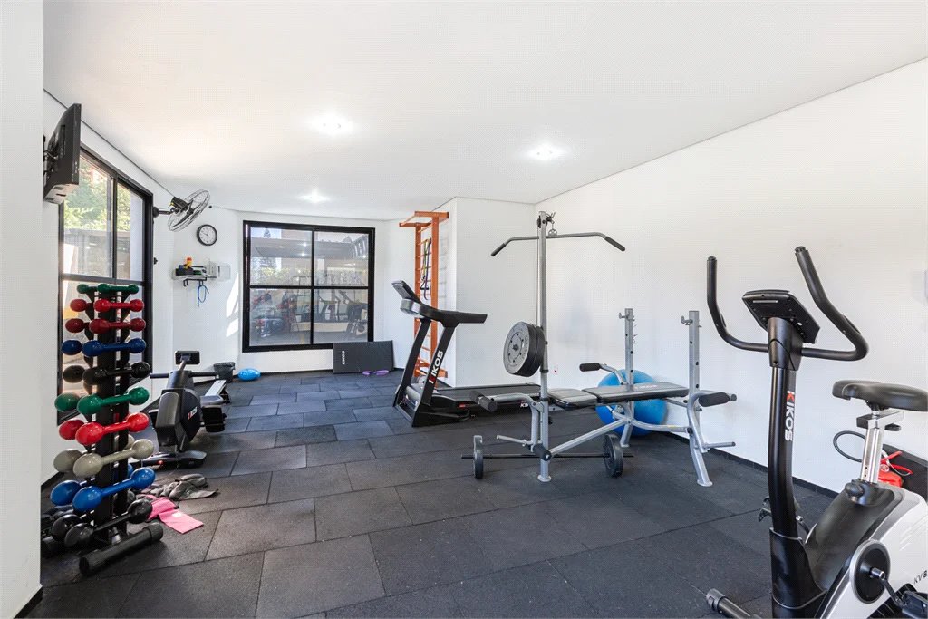 Apartamento à venda com 2 quartos, sendo 1 suíte,  em Vila Hamburguesa, São Paulo, SP