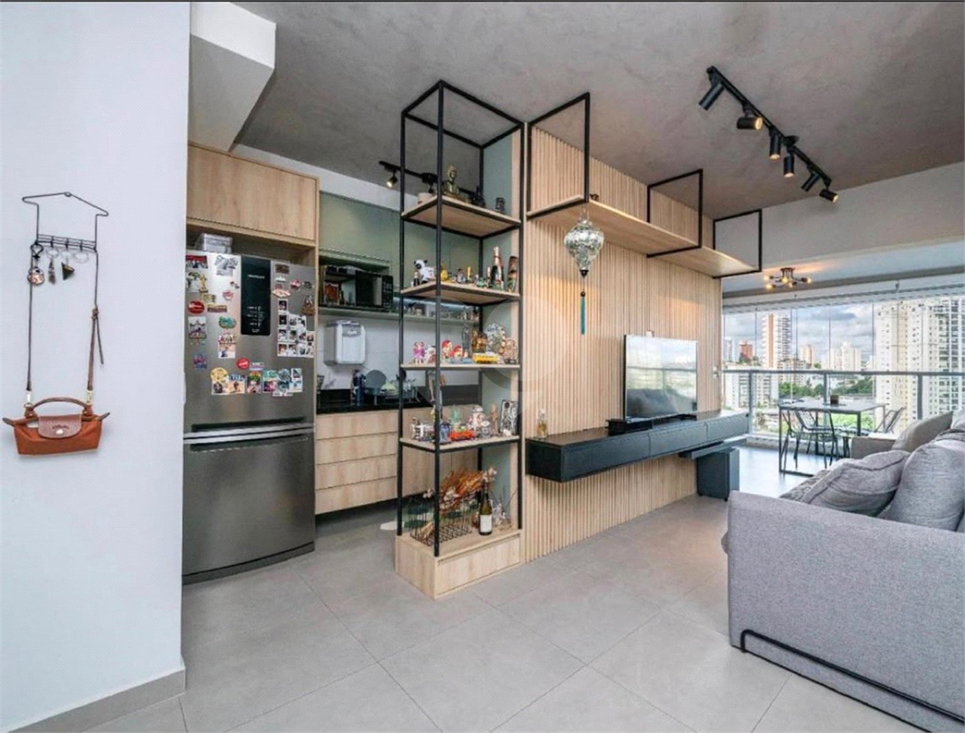 Apartamento à venda com 2 quartos, sendo 1 suíte, em Jardim Prudência, São Paulo, SP