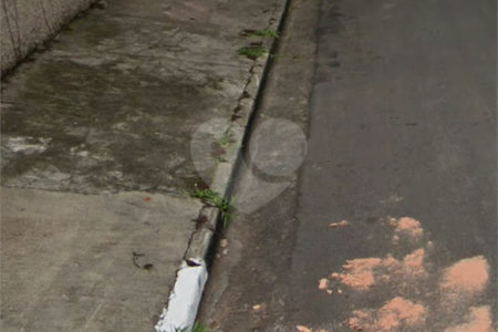 Terreno à venda no condomínio Jd Leonor, São Paulo - SP