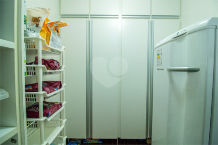 Apartamento à venda com 4 quartos, sendo 3 suítes, em Chácara Santo Antônio, São Paulo, SP