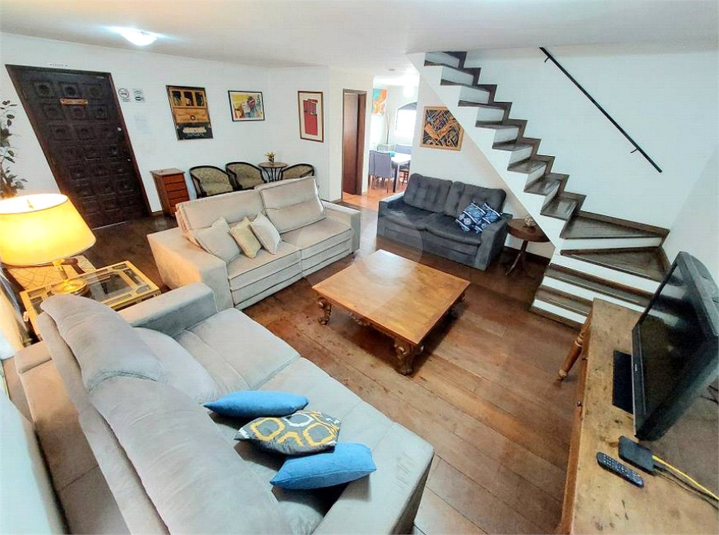 Casa à venda com 6 quartos, sendo 1 suíte,  em Vila Morse, São Paulo, SP