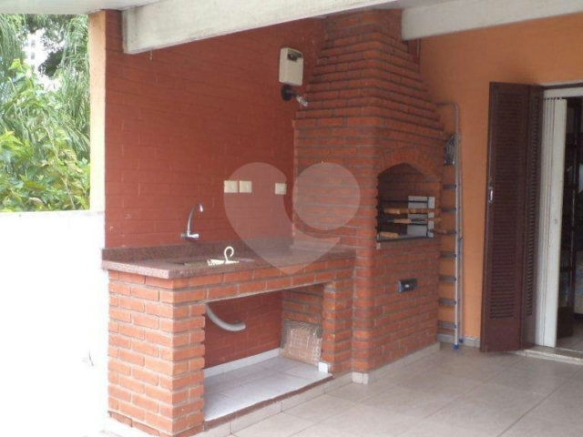 Sobrado à venda com 2 suítes em Jardim Marajoara, São Paulo, SP