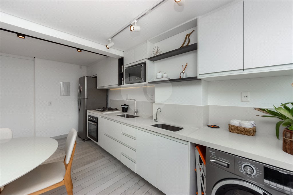 Apartamento - Venda - São Paulo , São Paulo Apartamento Garden em andar alto à venda na Saúde com 56