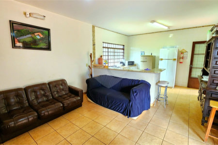 Chácara à venda com 3 quartos, sendo 1 suíte, em Chácara Flora Araraquara, Araraquara, SP