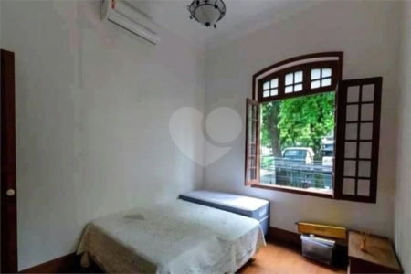 Casa à venda com 5 quartos, sendo 1 suíte,  em Tijuca, Rio de Janeiro, RJ