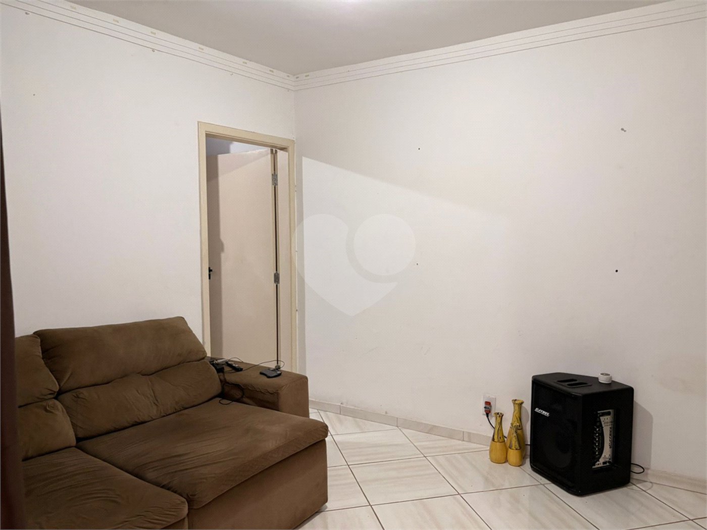 Casa à venda com 2 quartos, sendo 1 suíte, em Jardim Itanguá, Sorocaba, SP