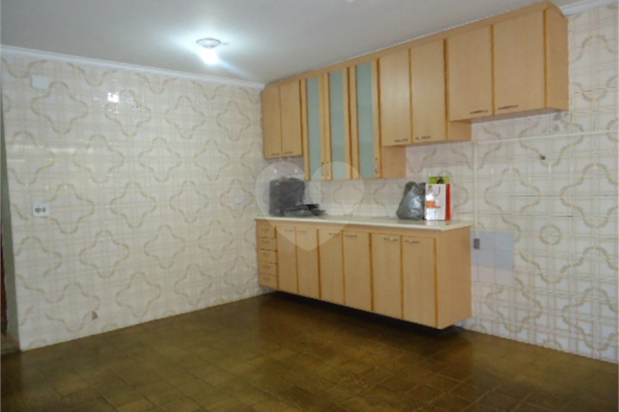 Sobrado à venda com 3 quartos em Jardim Peri, São Paulo, SP