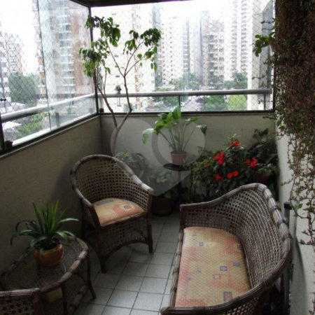 Apartamento à venda com 3 quartos, sendo 1 suíte, em Vila Andrade, São Paulo, SP