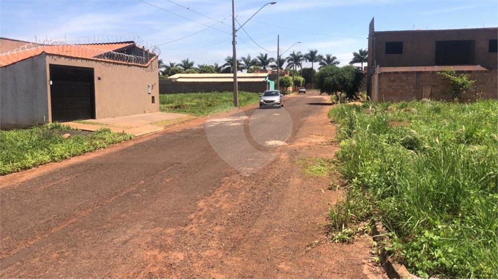 Terreno à venda no Centro, Planura, MG