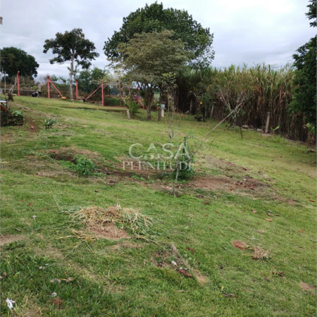 Chácara à venda com 3 quartos, sendo 1 suíte,  em Área Rural de Sarapuí, Sarapuí, SP