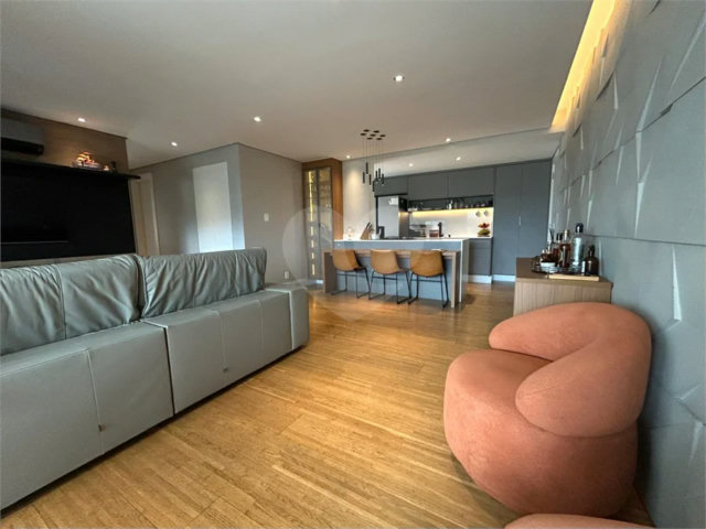 Apartamento à venda com 2 quartos, sendo 1 suíte,  em Santo Amaro, São Paulo, SP