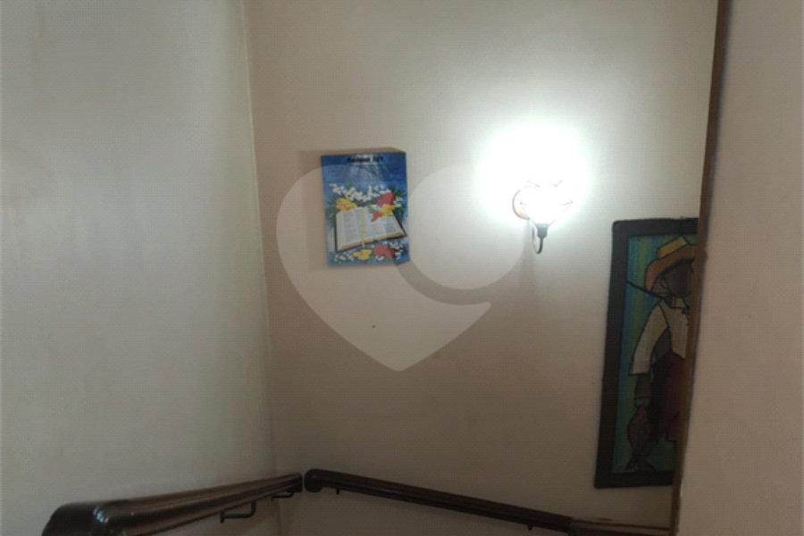 Sobrado à venda com 4 quartos, sendo 1 suíte, em Horto, São Paulo, SP