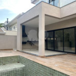 Casa à venda com 4 quartos, sendo 3 suítes, no condomínio Recanto dos Paturis, Vinhedo - SP