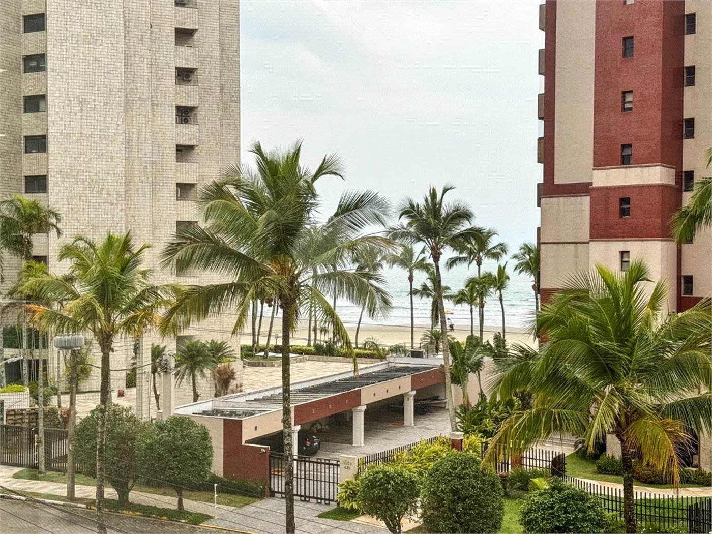 Apartamento à venda com 3 suítes em Riviera de São Lourenço, Bertioga, SP