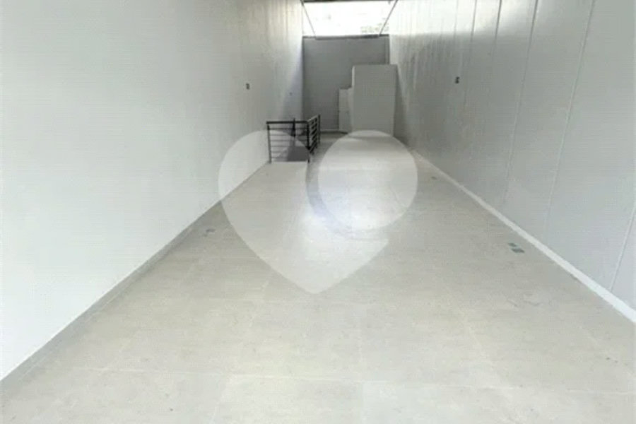 Salão Comercial para Locação – Vila Rezende