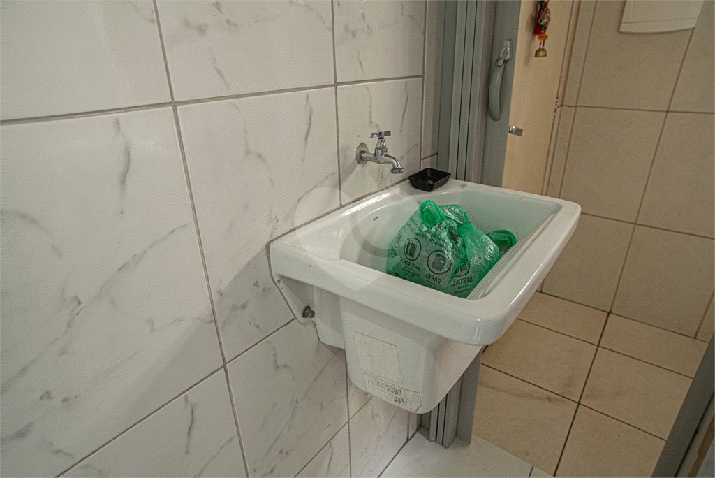 APARTAMENTO A VENDA EM SP BELA VISTA