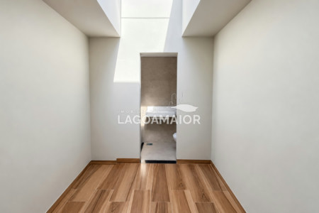 Casa à venda ou para alugar com 4 quartos, sendo 2 suítes, no Centro, Três Lagoas - MS