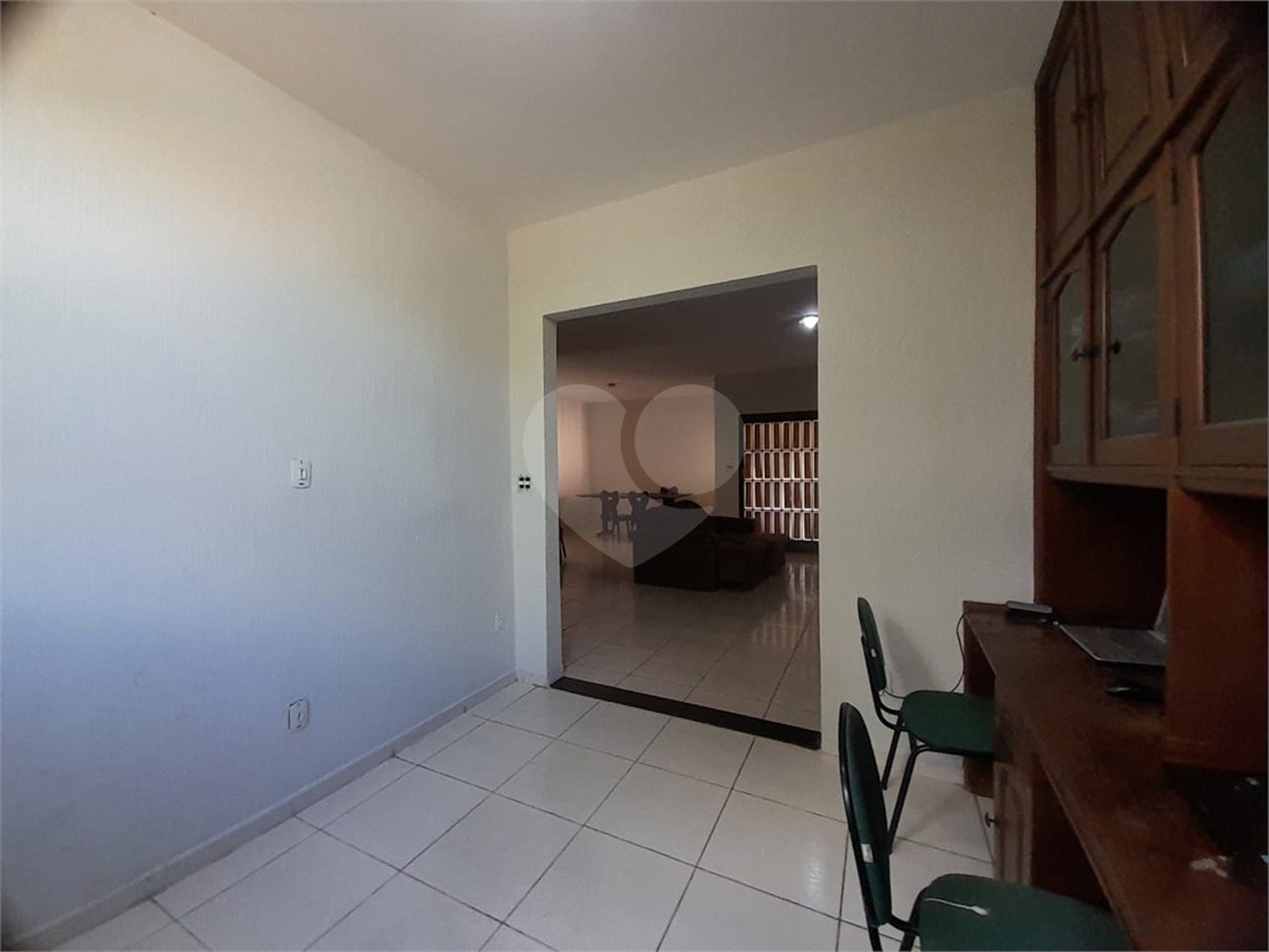 Casa de Alto Padrão à Venda e Locação no Parque Santa Mônica - São Carlos