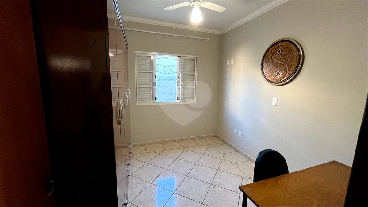Belo Sobrado a venda em condomínio (Indaiatuba-SP)