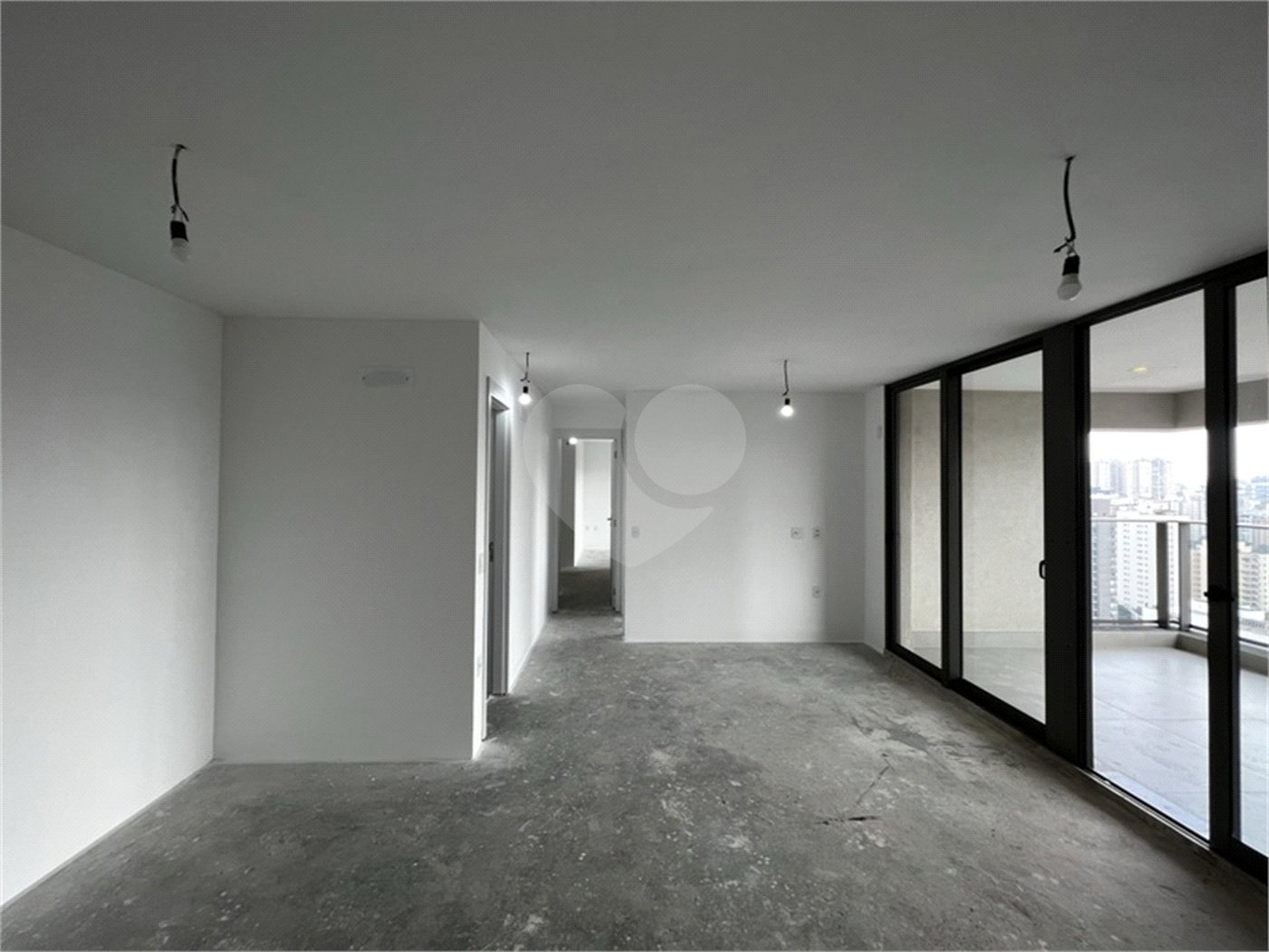 Apartamento à venda com 2 suítes em Campo Belo, São Paulo, SP