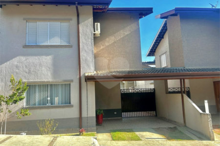 Casa em condomínio à venda com 3 quartos, sendo 1 suíte, em Jardim Estância Brasil, Atibaia, SP