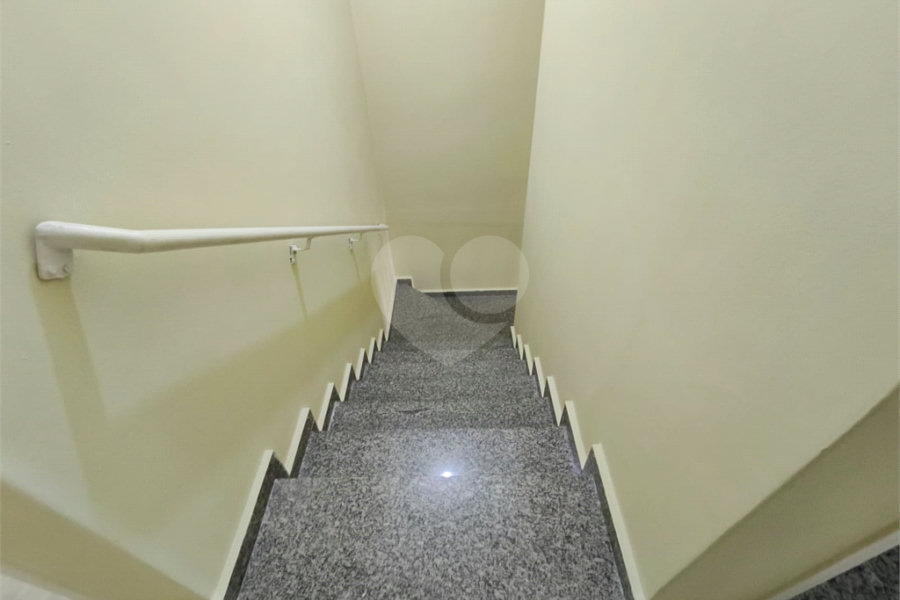 Sobrado à venda com 3 quartos, sendo 1 suíte, em Vila Nivi, São Paulo, SP