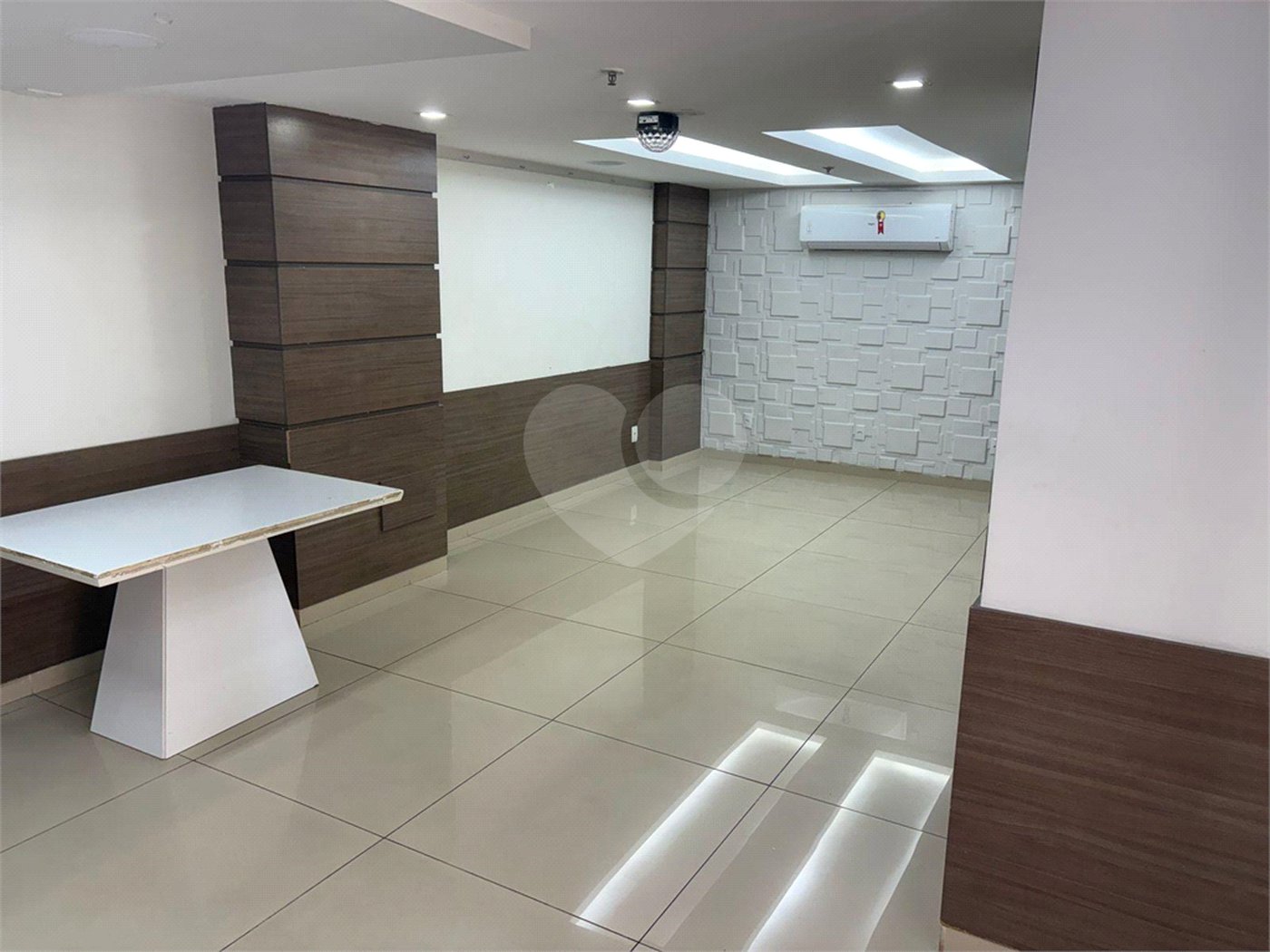 Apartamento à venda com 2 quartos, sendo 1 suíte, em Taquara, Rio de Janeiro, RJ