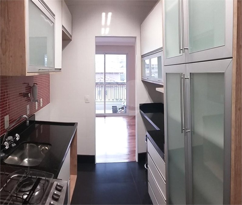 Apartamento à venda com 2 suítes em Jardim Londrina, São Paulo, SP