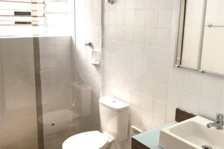 Sobrado à venda com 3 quartos, sendo 1 suíte, em Brooklin, São Paulo, SP