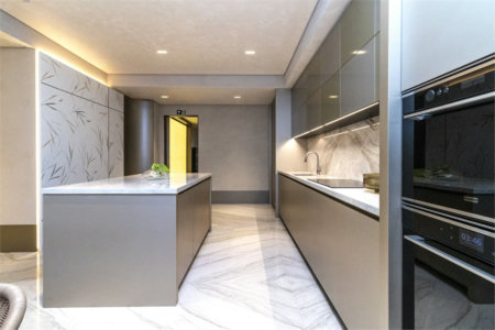 Apartamento à venda com 4 suítes em Jardim Guedala, São Paulo, SP
