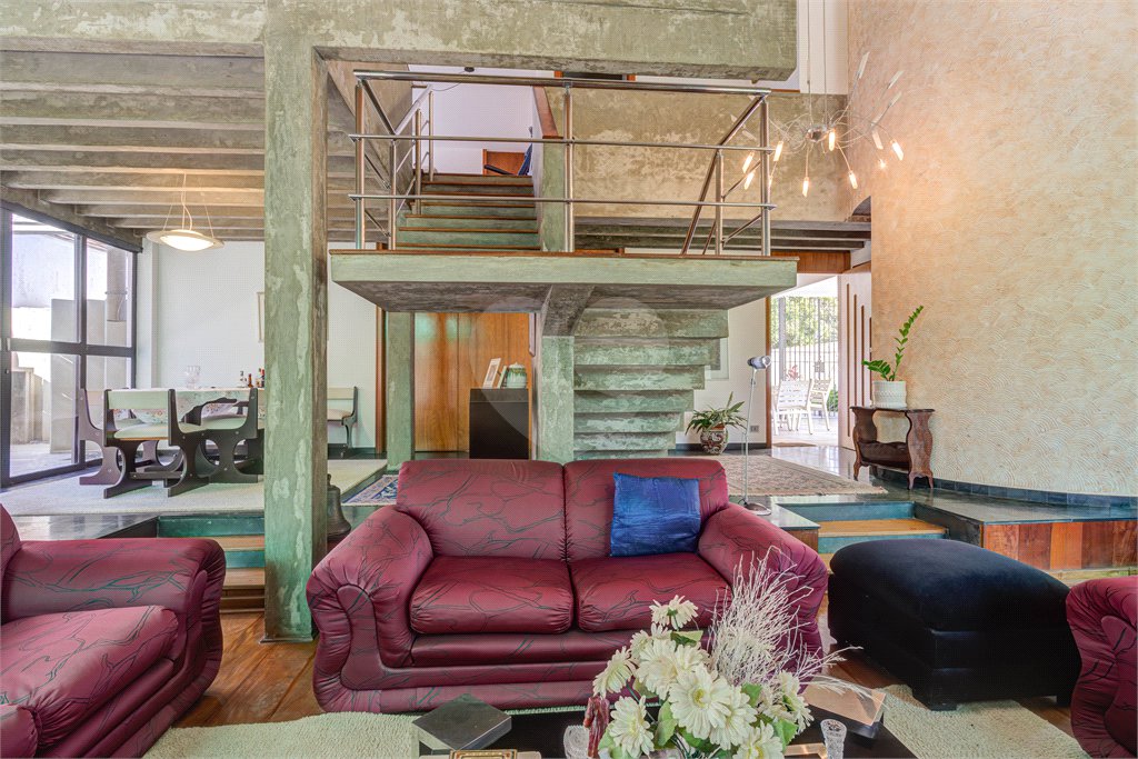 Casa à venda com 3 suítes em Interlagos, São Paulo, SP