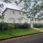 Casa à venda com 4 quartos, sendo 3 suítes, no condomínio São Joaquim, Vinhedo - SP