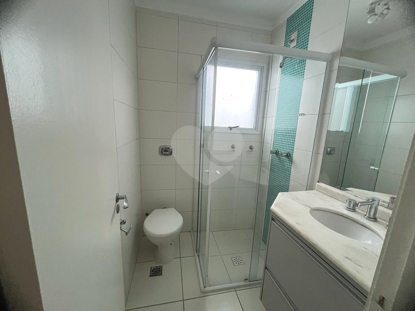 Casa à venda com 3 quartos, sendo 1 suíte, no condomínio Villagio DI Lucca, Sorocaba - SP