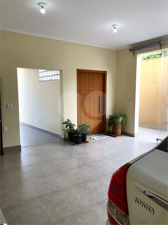Sobrado à venda com 5 suítes em Vila Alzira, Santo André, SP