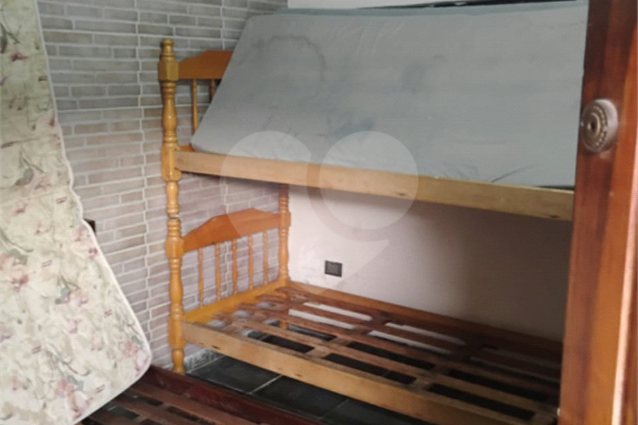 Casa à venda com 4 quartos em Barreiro, Mairiporã, SP