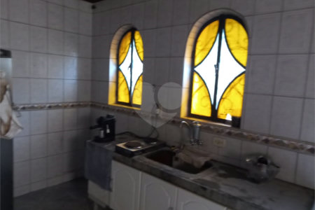 Casa à venda com 3 quartos, sendo 1 suíte, em Vila Santista, Atibaia, SP