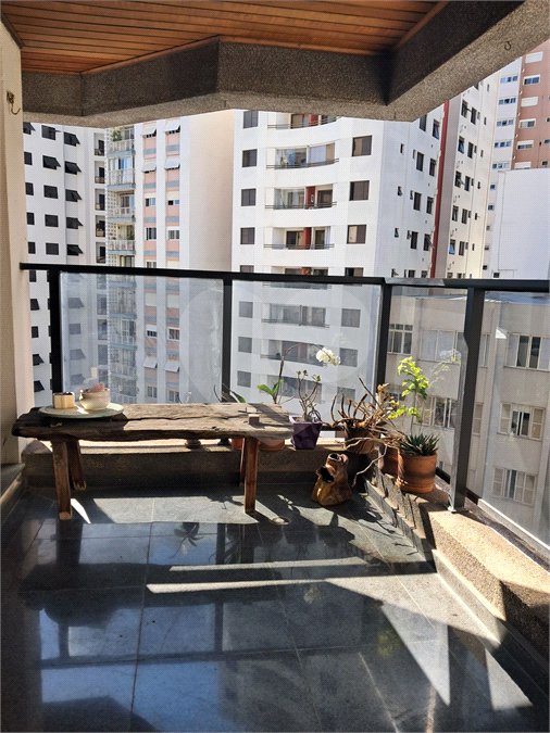 Apartamento para alugar com 3 suítes em Pinheiros, São Paulo, SP