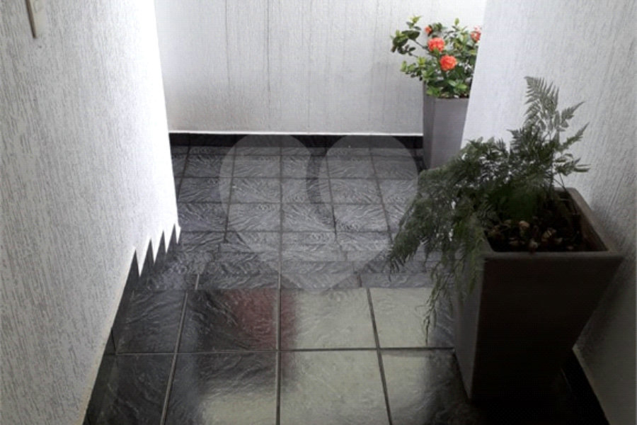 Sobrado à venda com 4 quartos, sendo 1 suíte, em Tremembé, São Paulo, SP