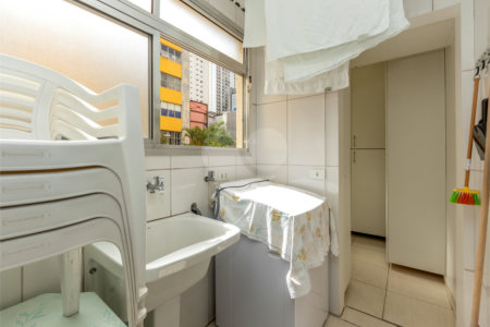 Apartamento à venda com 3 quartos, sendo 1 suíte,  em Vila Clementino, São Paulo, SP