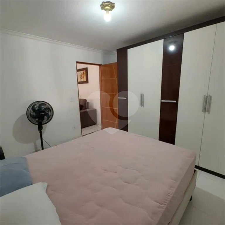 Casa à venda com 2 quartos, sendo 1 suíte, em Parque Maria Domitila, São Paulo, SP