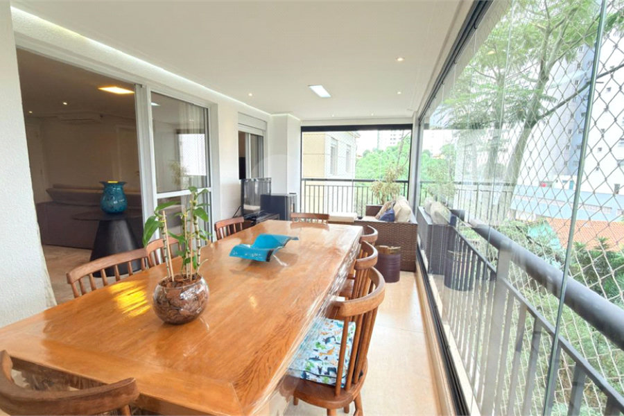Apartamento à venda com 3 suítes em Santana, São Paulo, SP