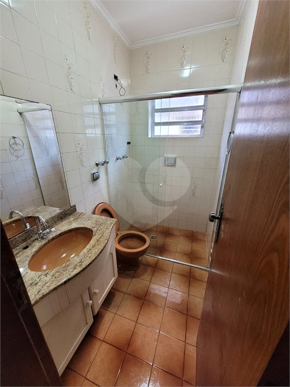 Casa à venda com 3 quartos, sendo 1 suíte, em Jardim Umuarama, São Paulo, SP