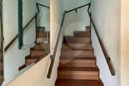 Cobertura à venda com 4 quartos, sendo 2 suítes,  em Perdizes, São Paulo, SP