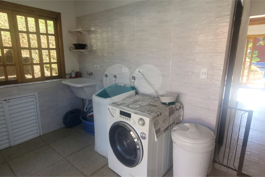 Casa à venda com 3 quartos, sendo 2 suítes,  em Mantiqueira, Mairiporã, SP