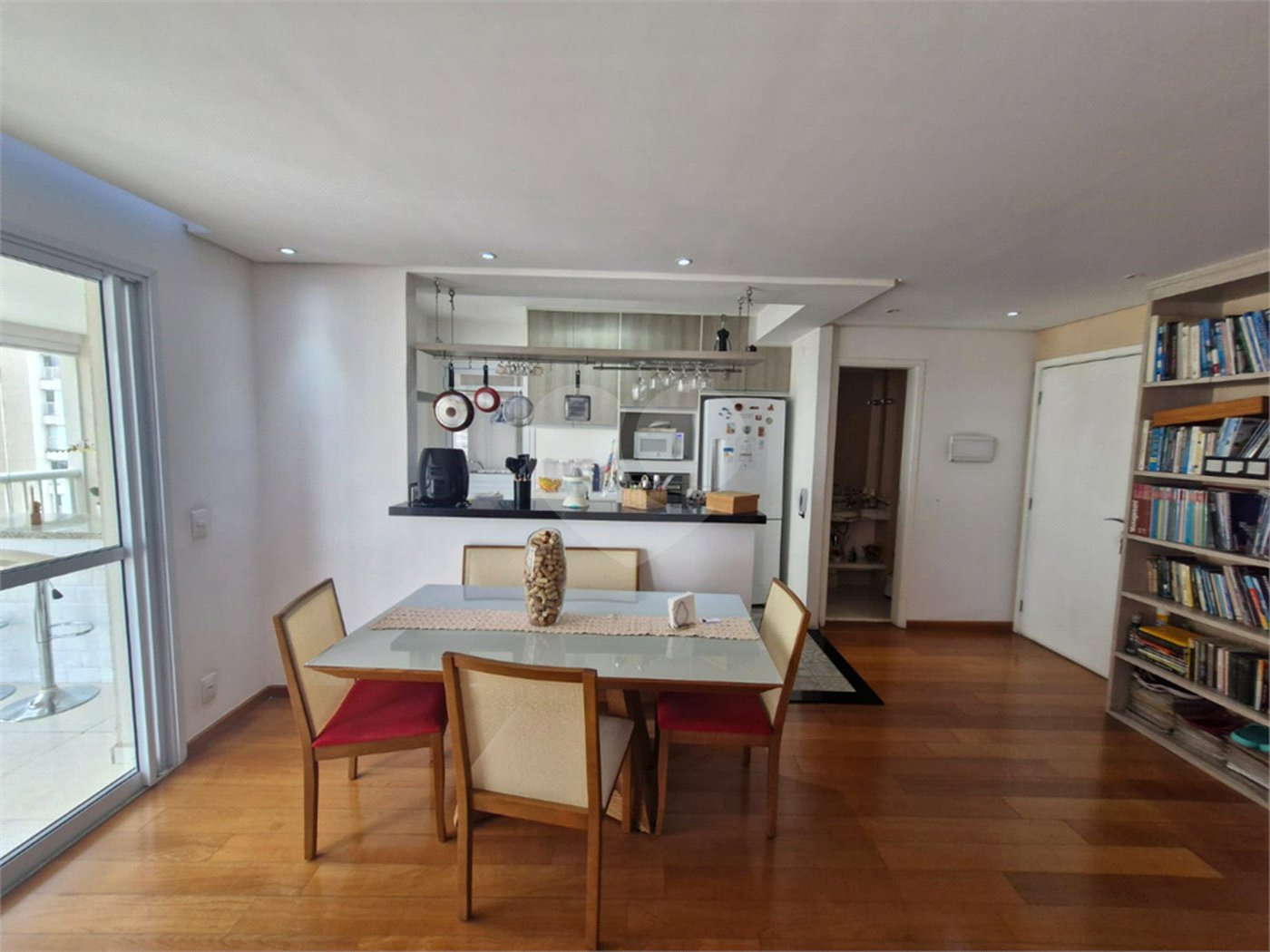 Apartamento à venda com 3 quartos, sendo 2 suítes,  em Tatuapé, São Paulo, SP