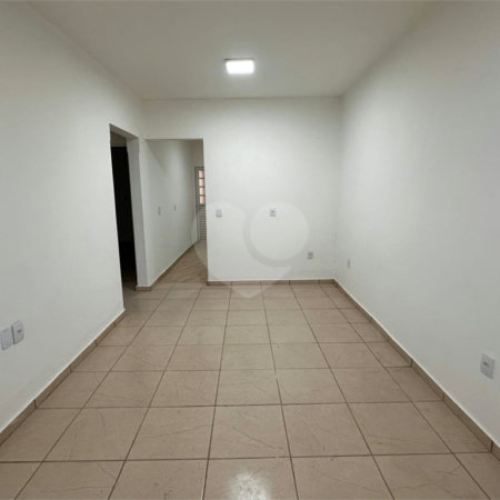Casa à venda com 3 quartos em Jardim São Lucas, Votorantim, SP